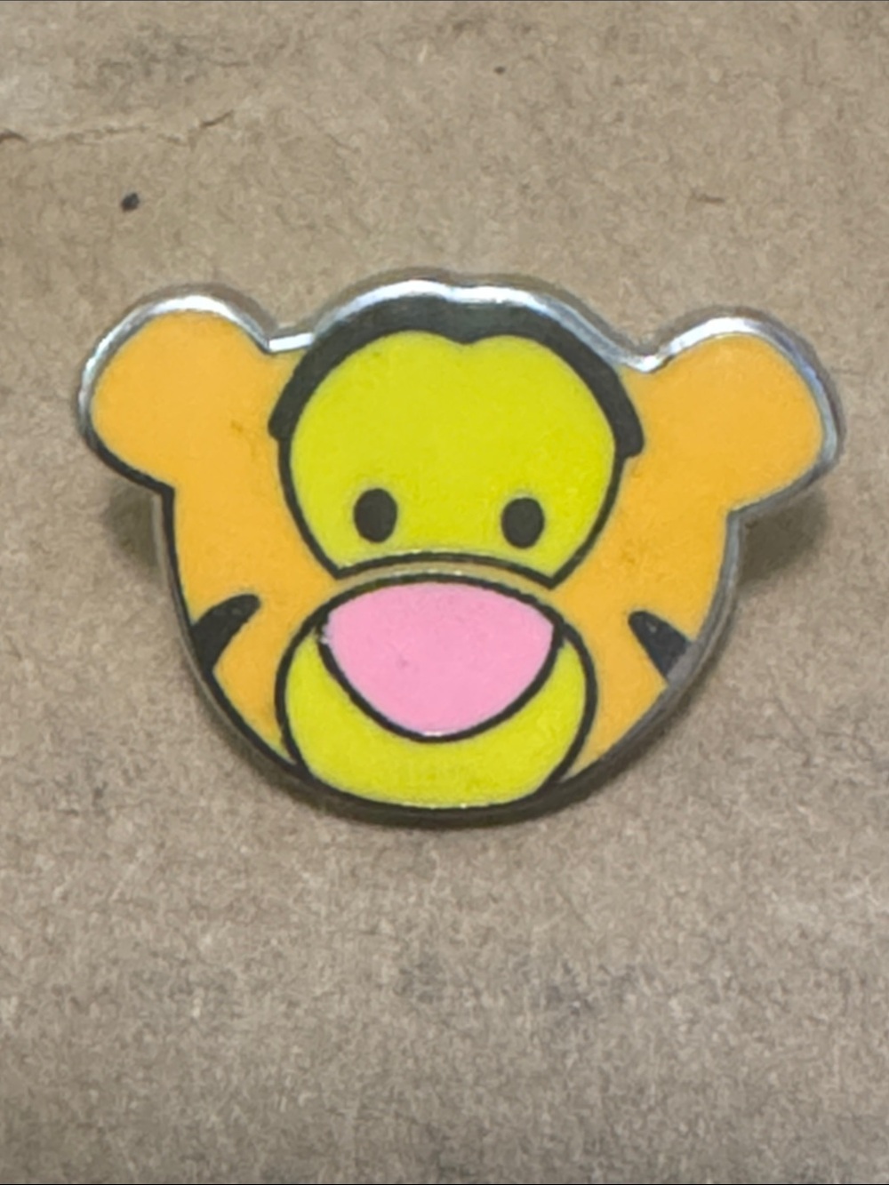 5/$25 Disney Winnie The Pooh Baby Tigger Pin